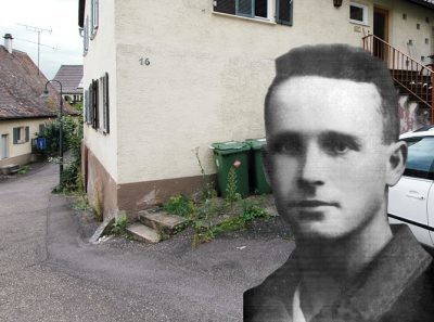 Hermann Wißmann vor dem Haus Obere Gasse 16.